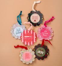 Load image into Gallery viewer, Acrylic Scallop Picture Frame Ornaments
