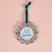 Load image into Gallery viewer, Acrylic Scallop Picture Frame Ornaments
