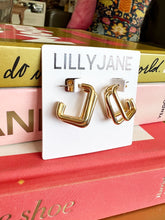 Load image into Gallery viewer, Gold Triple Square Earrings
