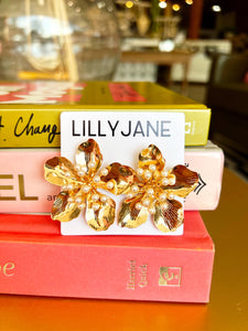 Gold Chunky Pearl Flower Earrings